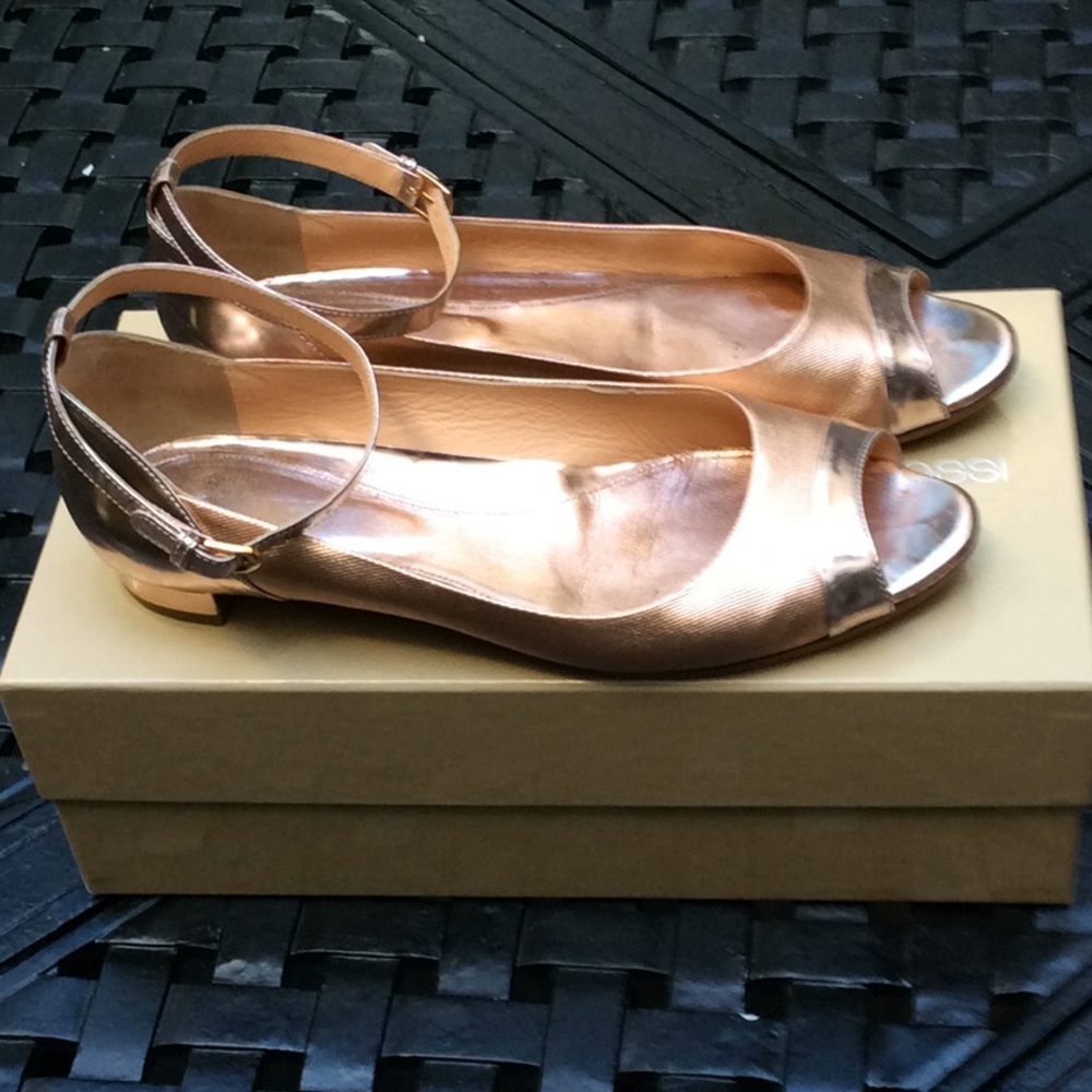 Sergio Rossi rose ankle flats size 38.5